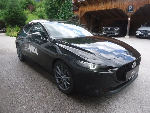 Mazda 3 G140 Centre-Line mit Design Pack