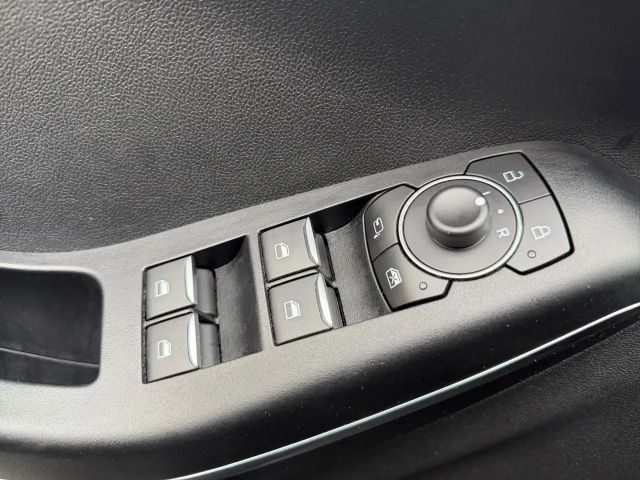 Ford Puma EcoBoost Titanium