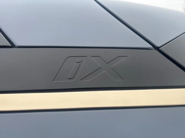 BMW iX xDrive50