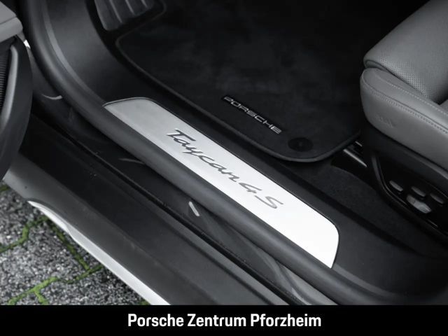 Porsche Taycan 4S Cross Turismo