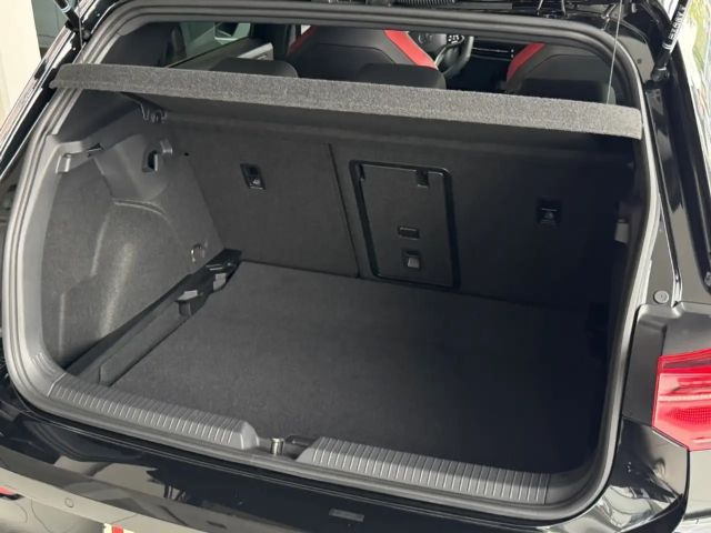 Volkswagen Golf 2.0 TSI GTI