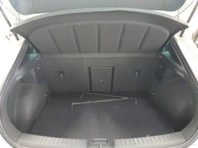 Cupra Leon 1.5 eTSI Navi, ACC, Kessy, RFK, ISA, IPA