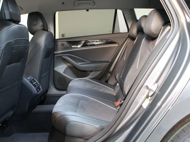 Volkswagen Passat 2.0 TDI DSG Elegance Elegance