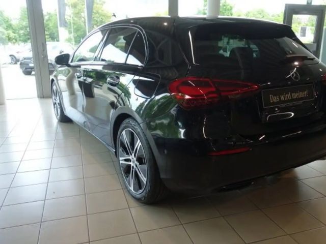 Mercedes-Benz A 220 4MATIC Progressive