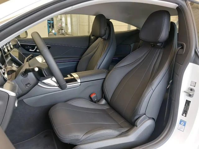 Mercedes-Benz CLE 200 AVANTGARDE Coupé