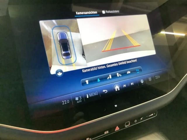 Mercedes-Benz E 200 AMG Line Sedan