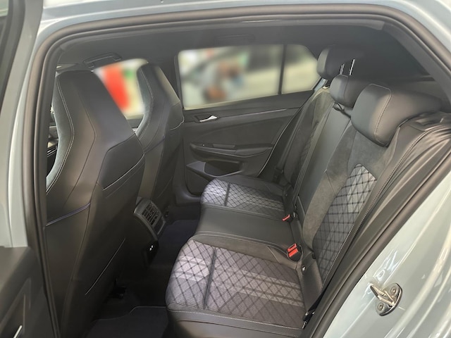 Volkswagen Golf 1.5 eTSI Golf VIII