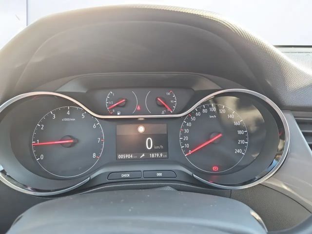 Opel Crossland X 1.2 Turbo Elegance