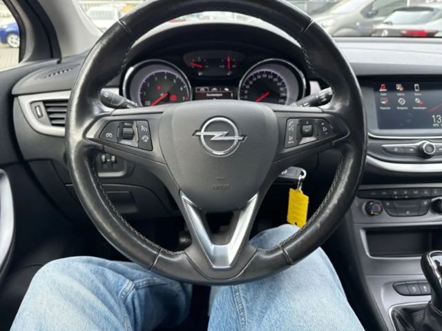 Opel Astra Edition