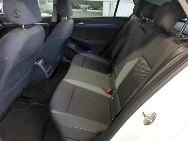 Volkswagen Golf 1.5 eTSI DSG Golf VIII