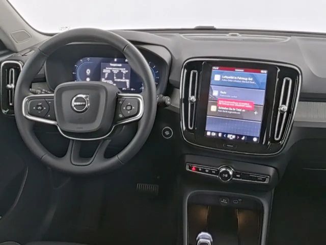Volvo XC40 Dark Plus