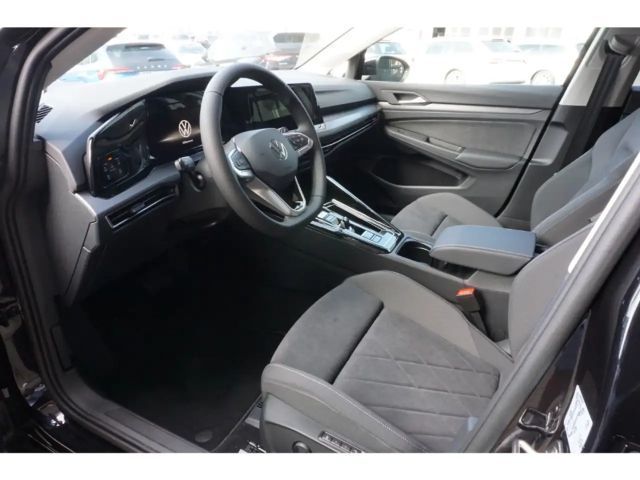 Volkswagen Golf 1.5 eTSI DSG Golf VIII Style