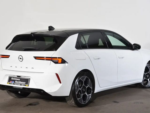 Opel Astra GS-Line Grand Sport Turbo