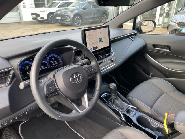 Toyota Corolla Hybride Team D