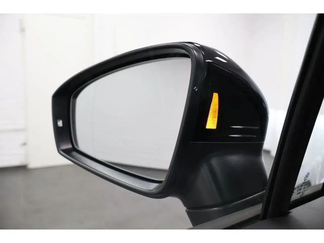 Volkswagen Tiguan 2.0 TDI Allspace R-Line