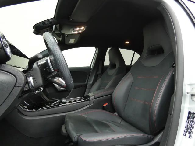 Mercedes-Benz A 180 A 180 d AMG Line Hatchback