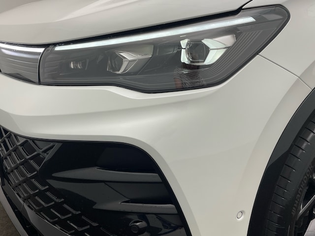 Volkswagen Tiguan 4Motion R-Line