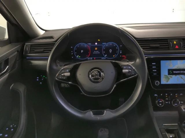 Skoda Superb 2.0 TDI Combi Style Style