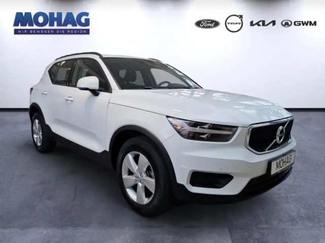 Volvo XC40 Core Momentum