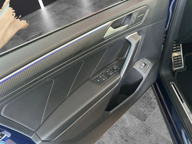 Volkswagen Tiguan Allspace DSG IQ.Drive R-Line
