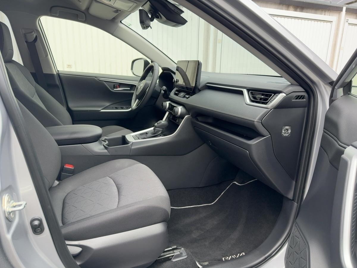 Toyota RAV4 5-deurs Team D