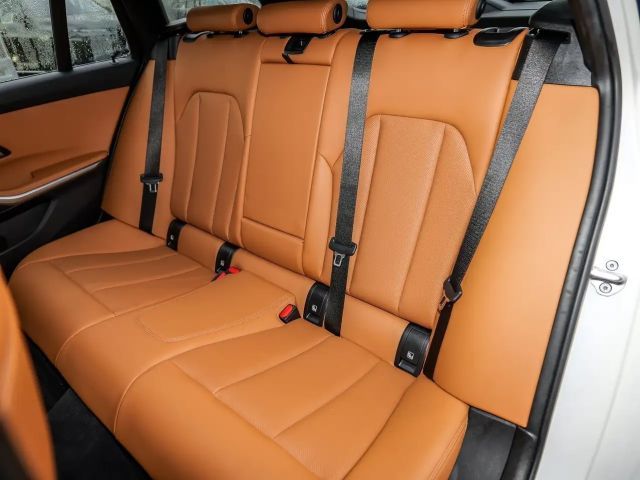 BMW 318 318i M-Sport Touring