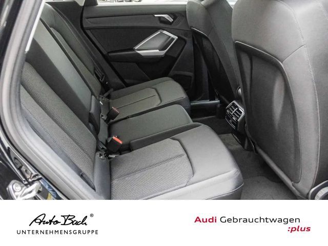 Audi Q3 35 TFSI S-Tronic