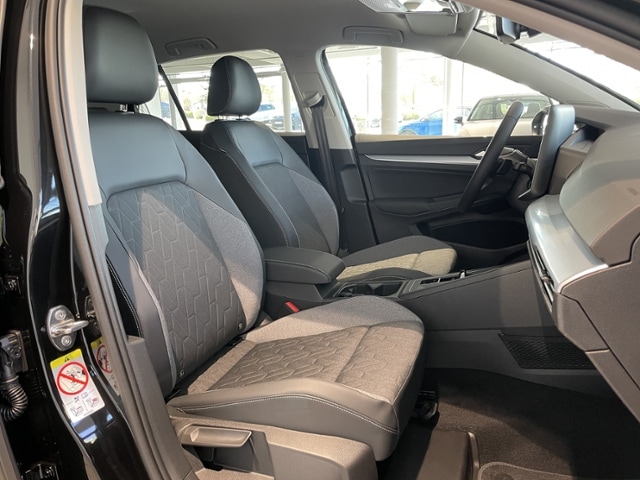 Volkswagen Golf 1.5 eTSI