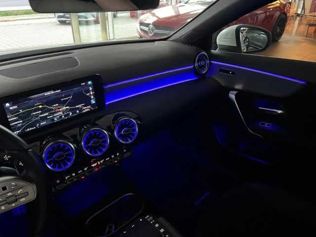 Mercedes-Benz A 250 A 250 e AMG Line