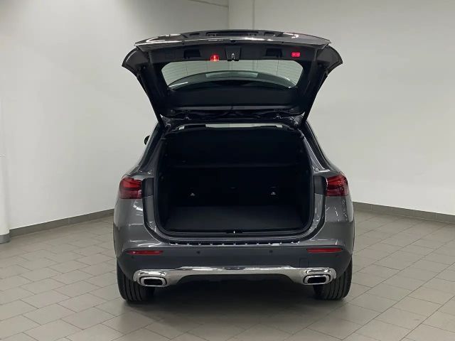 Mercedes-Benz GLA 220 4MATIC Progressive