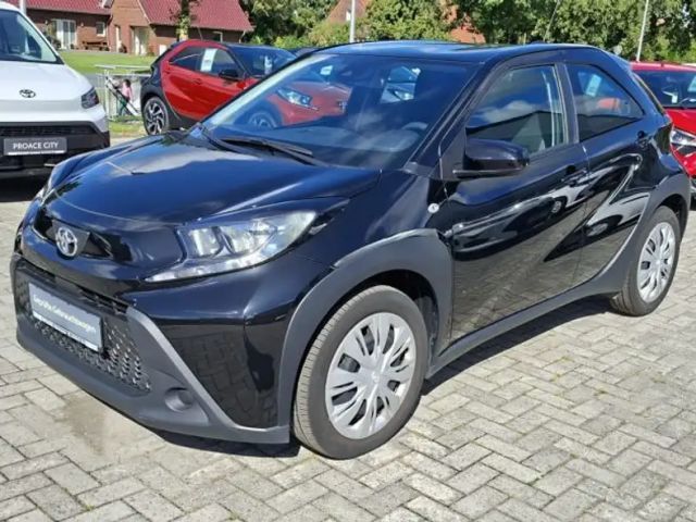 Toyota Aygo X Hatchback Play X-play
