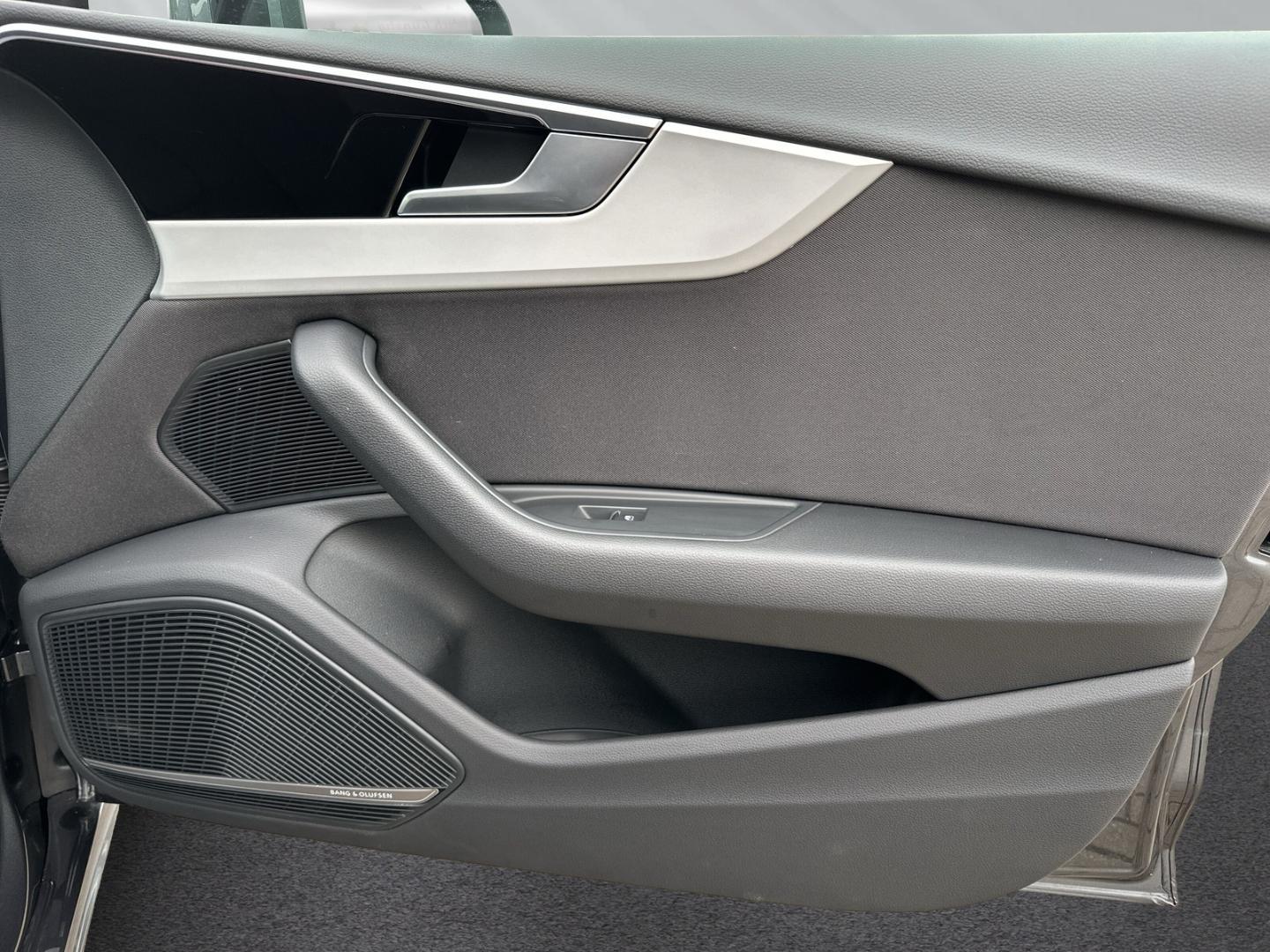 Audi A5 35 TDI Business S-Line S-Tronic Sportback