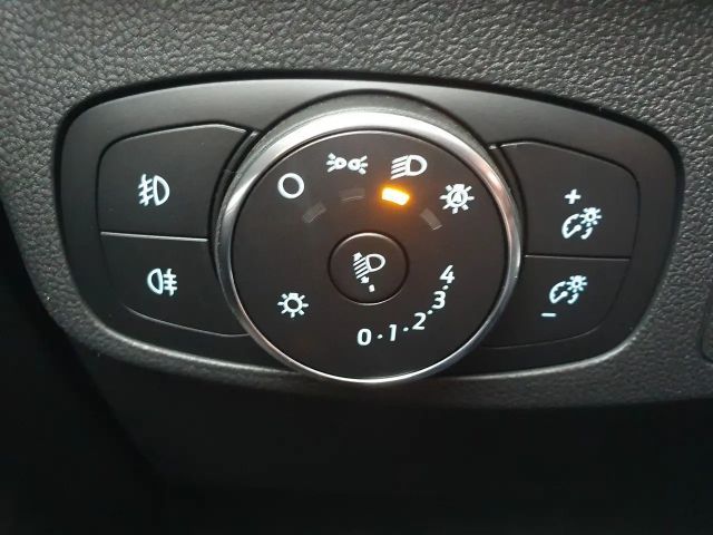 Ford Focus Cool & Connect Wagon