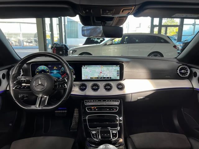 Mercedes-Benz E 200 AMG Line Cabriolet