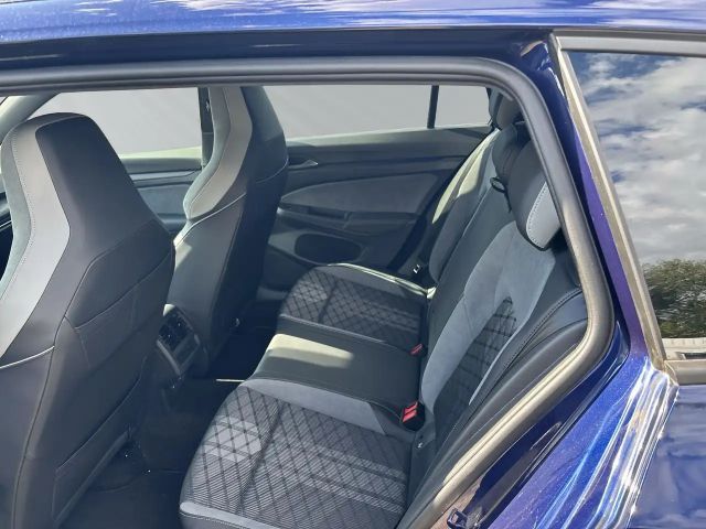 Volkswagen Golf R-Line Variant