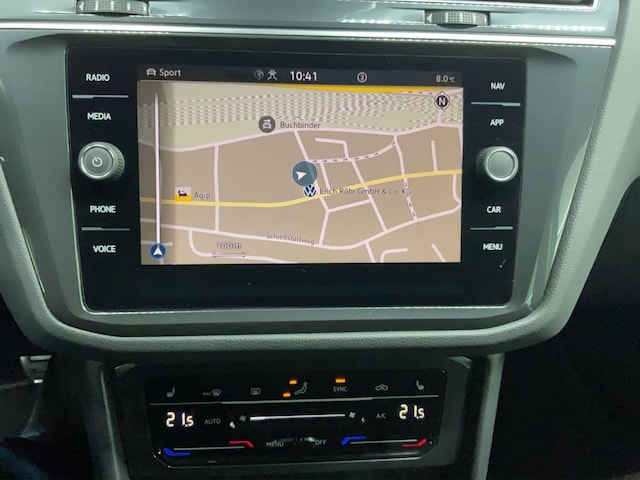 Volkswagen Tiguan 2.0 TSI DSG