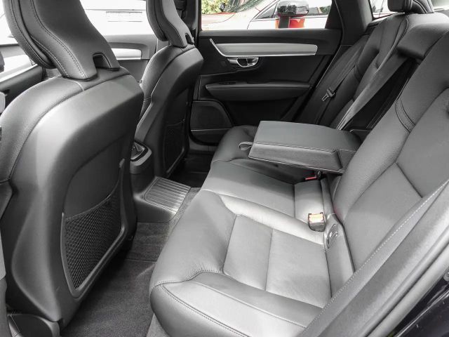 Volvo S90 AWD Core T8 Twin Engine