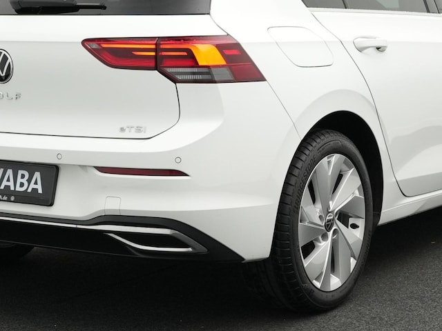 Volkswagen Golf 1.5 eTSI DSG Golf VIII Style