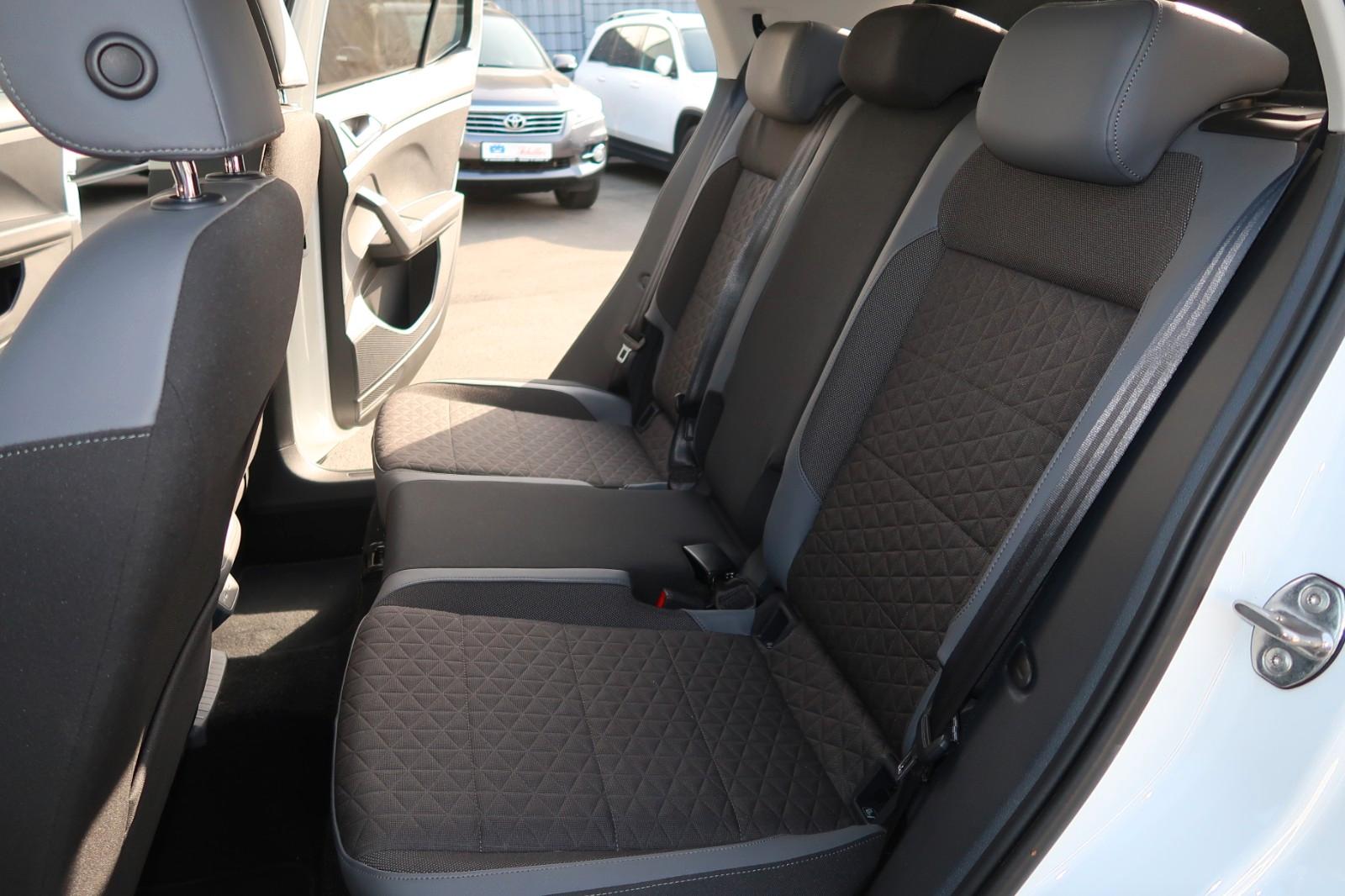 Volkswagen T-Cross R-Line Style