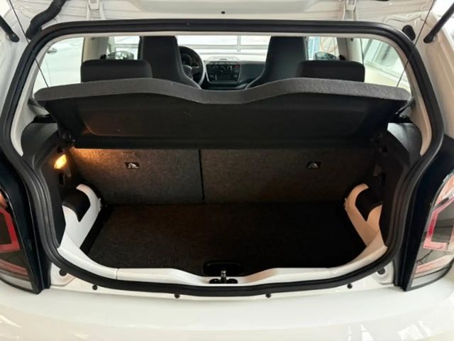 Volkswagen up! Move Move up!