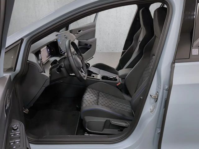 Volkswagen Golf 1.5 TSI R-Line Variant