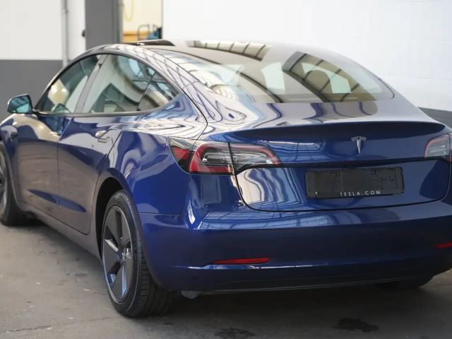 Tesla Model 3 Standard Range