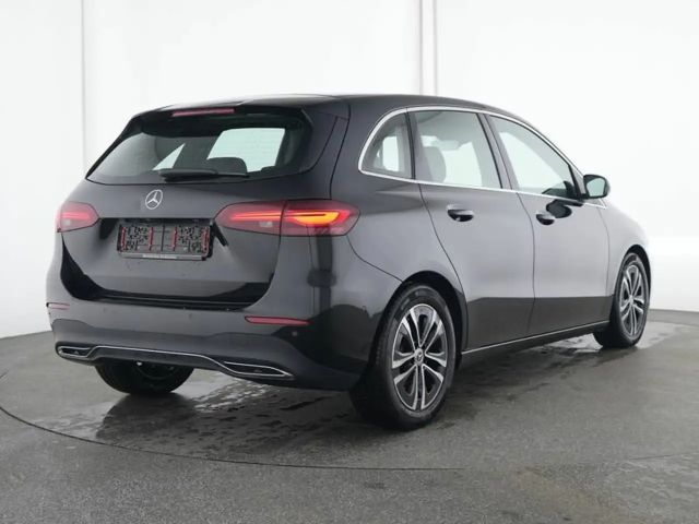 Mercedes-Benz B 220 4MATIC Progressive