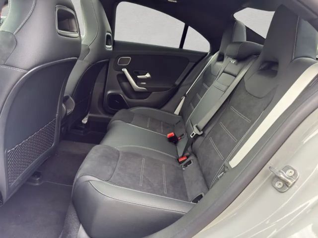 Mercedes-Benz CLA 180 Coupé