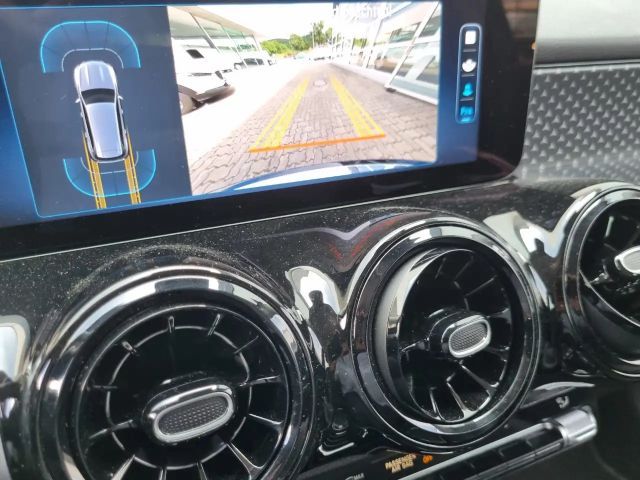 Mercedes-Benz GLB 200 4MATIC GLB 200 d