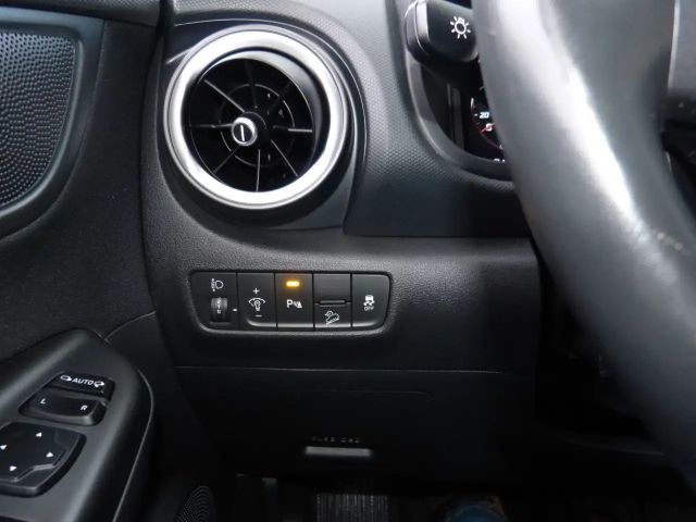 Hyundai Kona 2WD Hybrid Trend