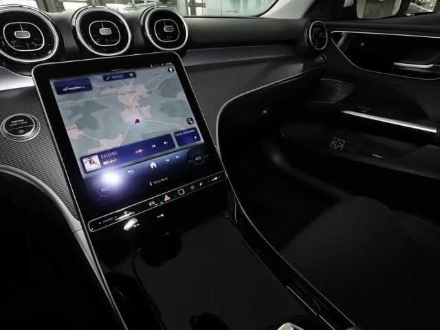 Mercedes-Benz C 180 Sedan