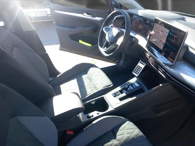 Volkswagen Golf 1.5 eTSI DSG Golf VIII