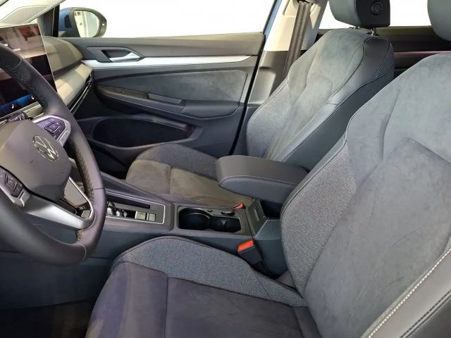 Volkswagen Golf Business DSG Variant