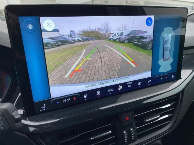 Ford Focus ST Line Wagon